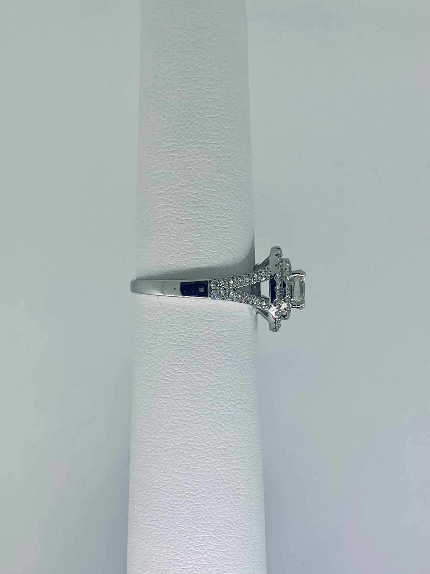 Oval Diamond Engagement Ring